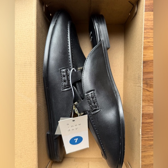 A New Day Sandy Black Slip-On Mule Loafers Size 7 Black NIB - Picture 4 of 4